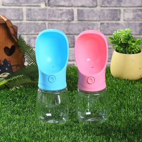 BEBEDERO PORTATIL PARA MASCOTA CON BOTON